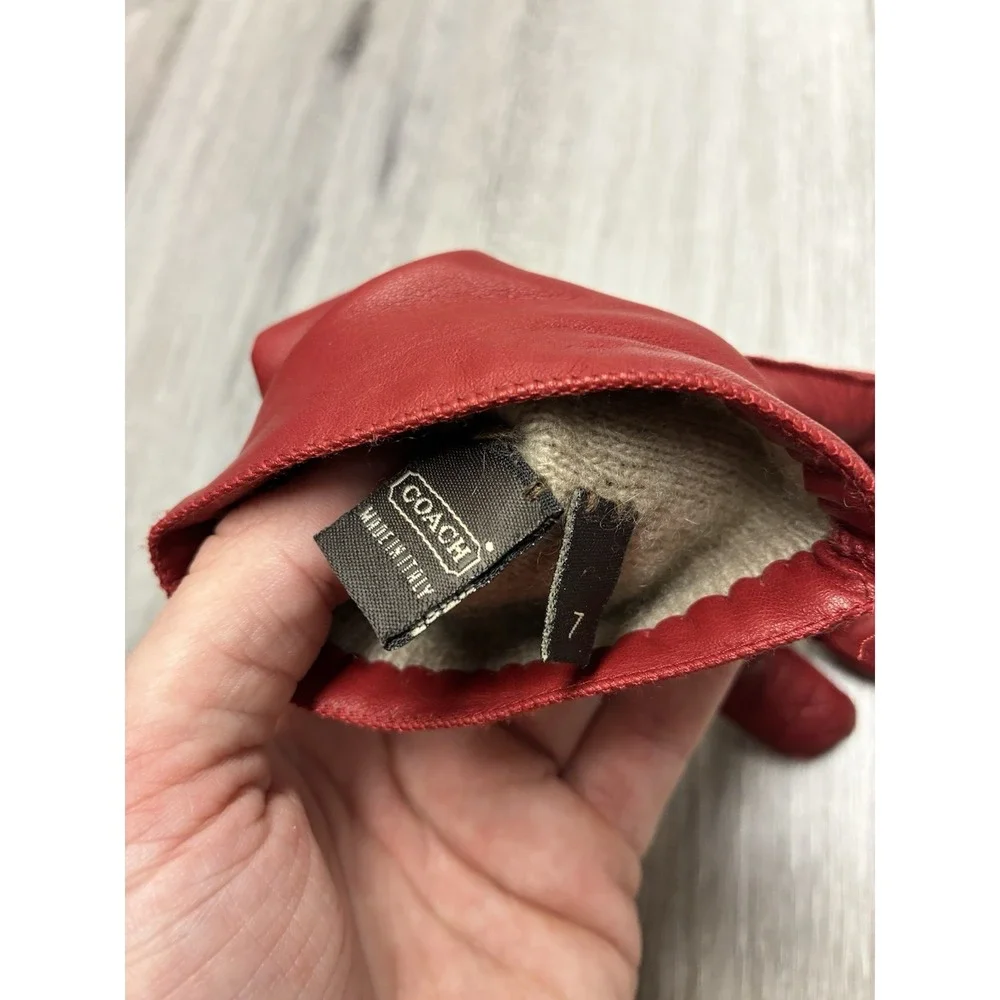 Vintage Coach Red Made In Italy  100% Leather Cashmere Lining Gloves Size 7